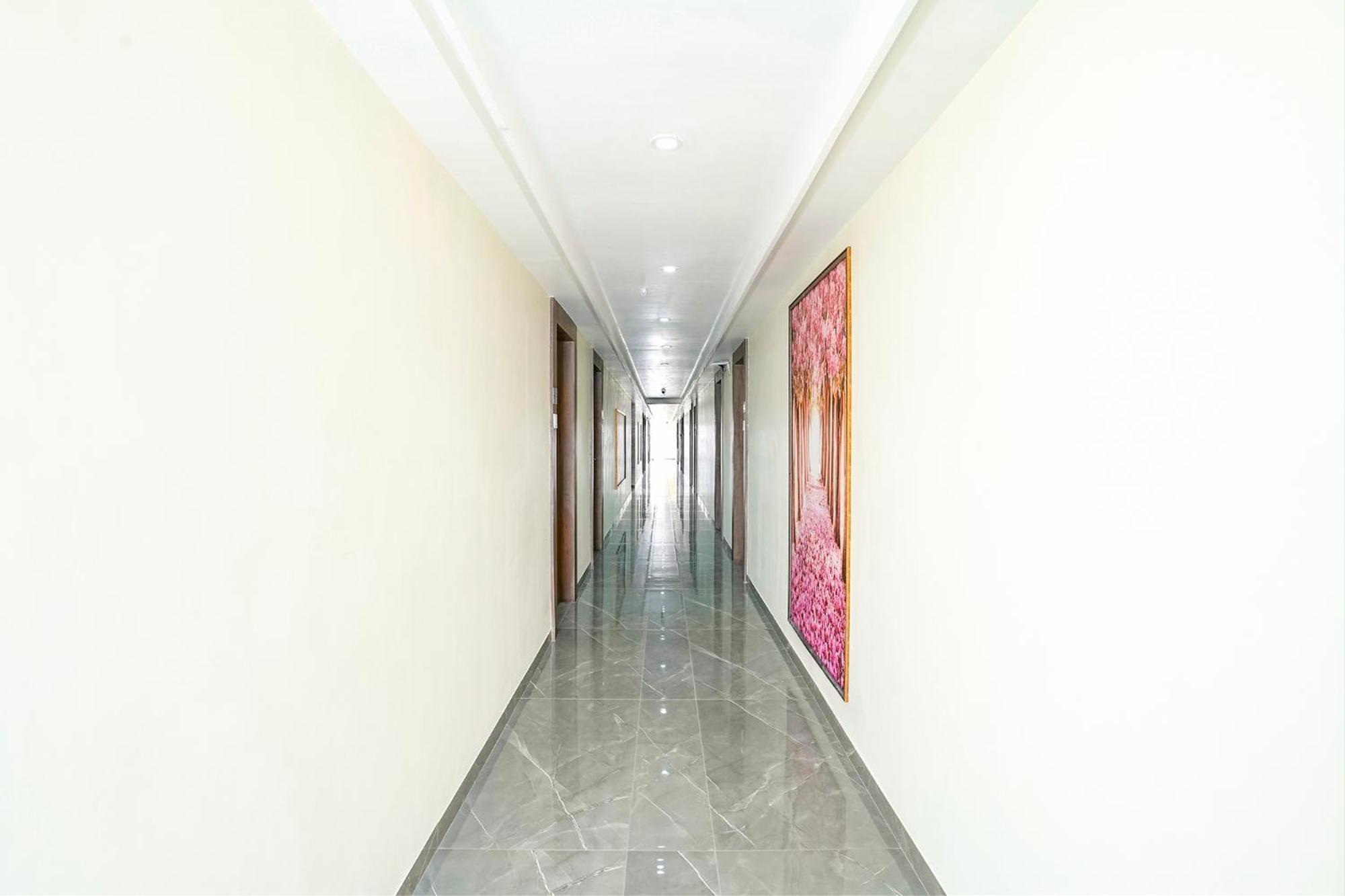 Fabhotel Hill Park I Vadodara Esterno foto